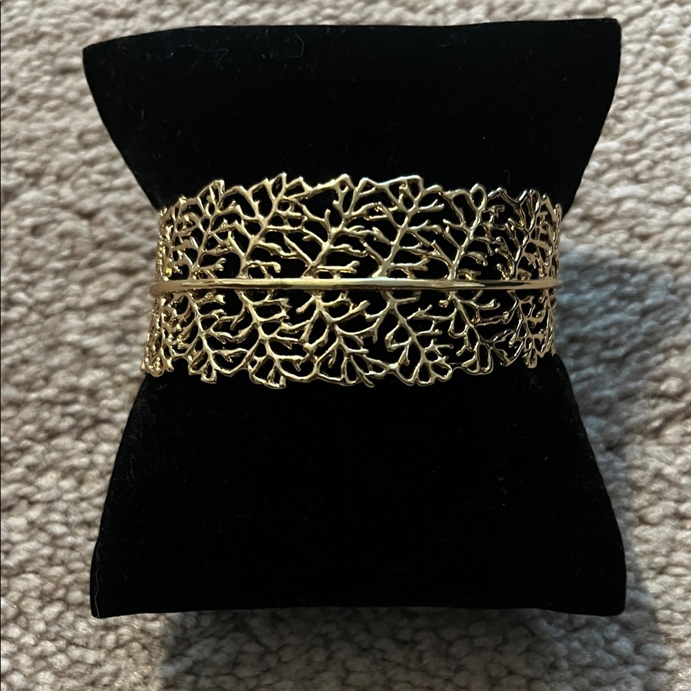 Stella & Dot Grace Cuff Elegant Gold Filigree Bracelet